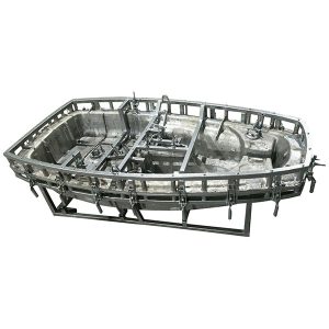 форма для ротаційного формування корпусу човна