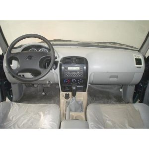 автомобільна панель приладів, виготовлена методом лиття під тиском